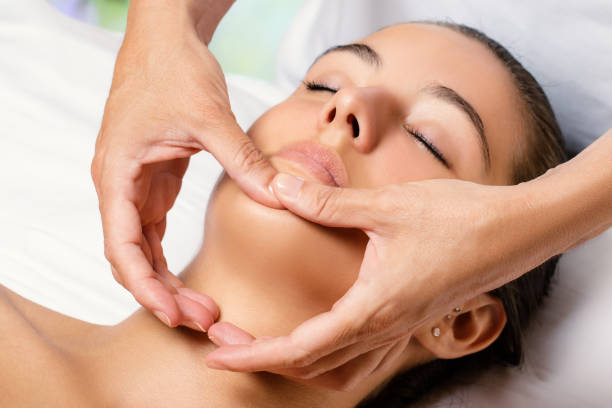 Massages Bien-Être Et Énergétiques​